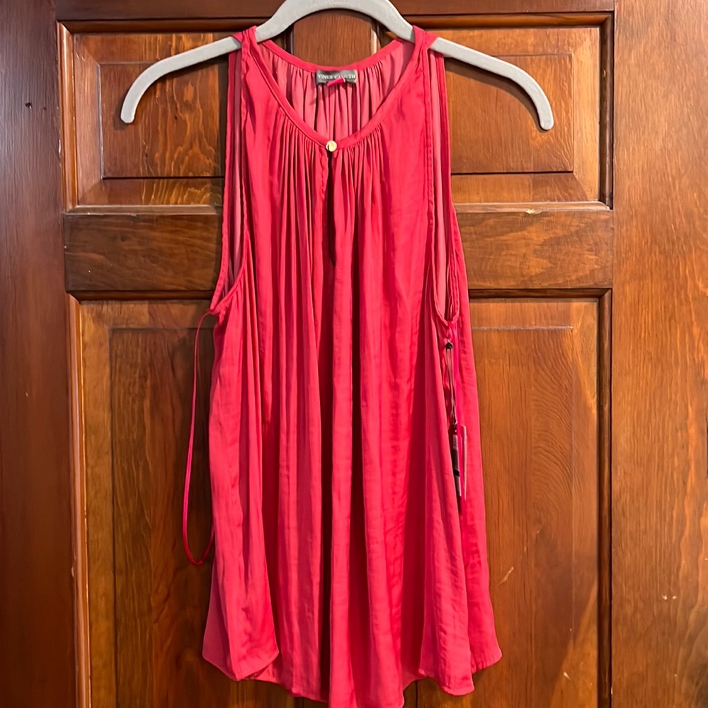 NWT VINCE CAMUTO BLOUSE